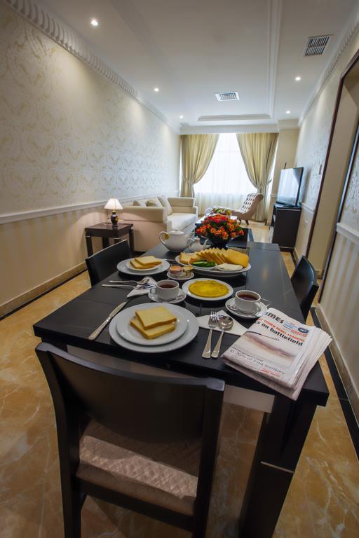 Sara Plaza (Adults Only) Aparthotel Kuwait City Rom bilde