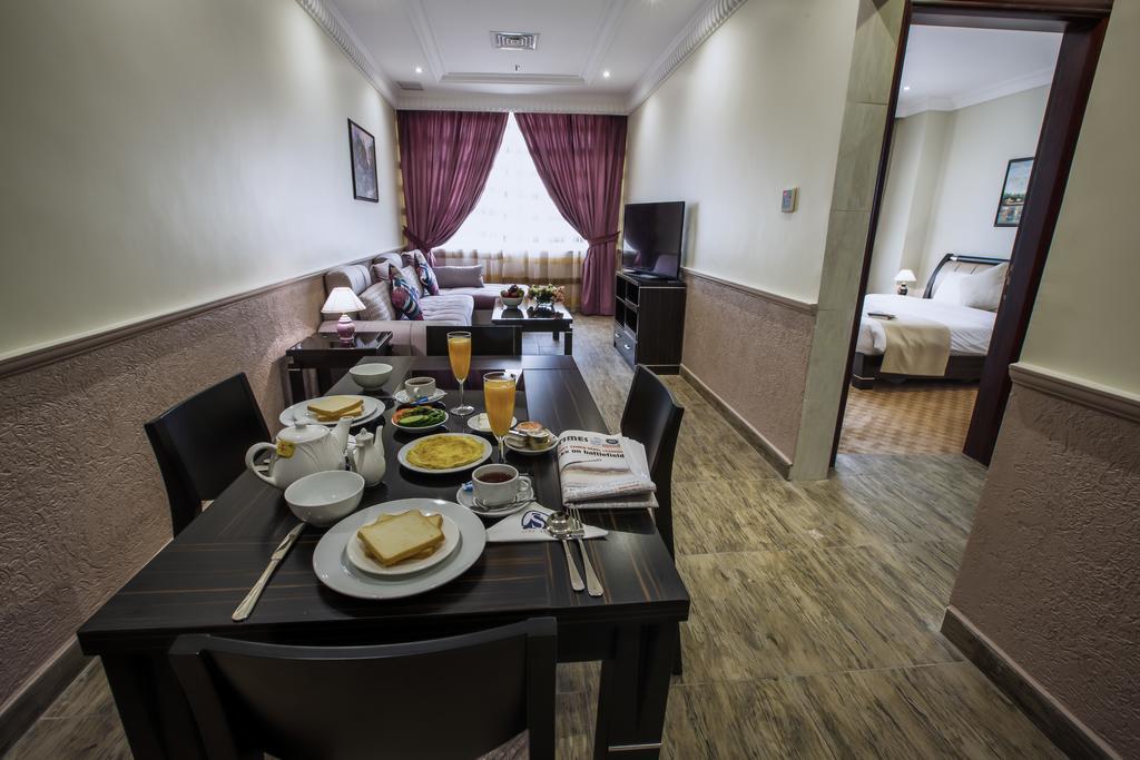 Sara Plaza (Adults Only) Aparthotel Kuwait City Eksteriør bilde