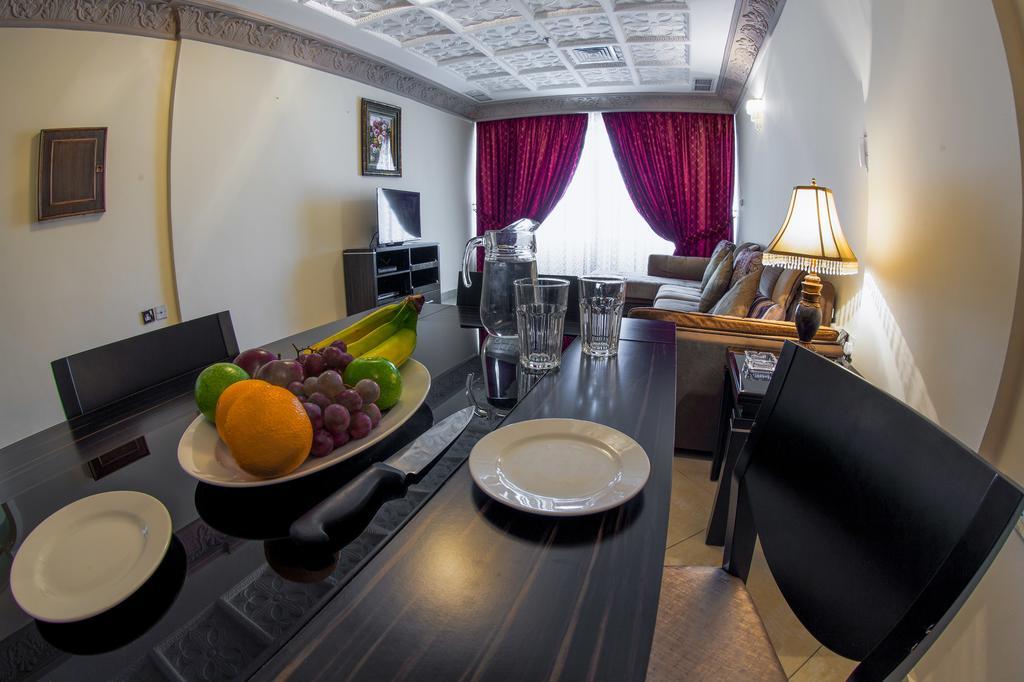 Sara Plaza (Adults Only) Aparthotel Kuwait City Rom bilde