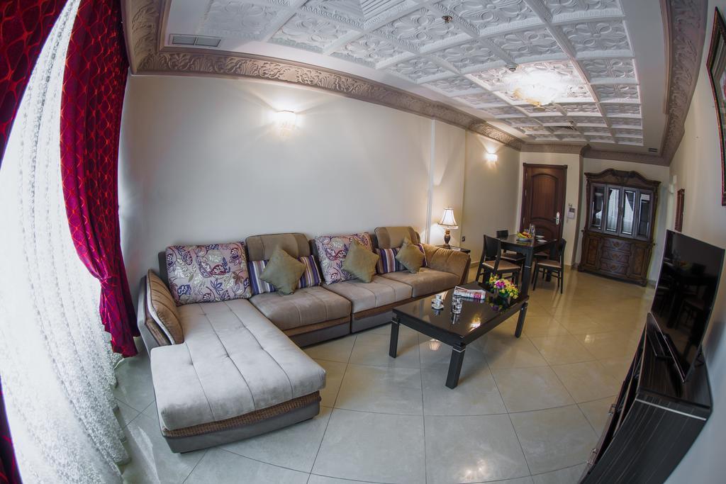 Sara Plaza (Adults Only) Aparthotel Kuwait City Rom bilde