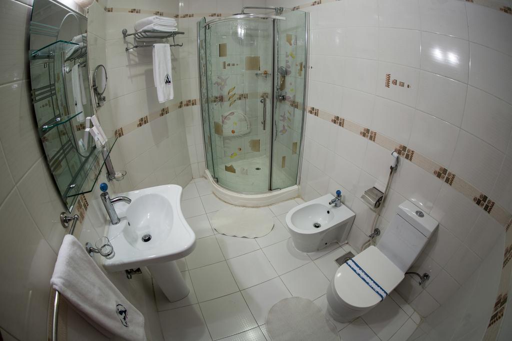 Sara Plaza (Adults Only) Aparthotel Kuwait City Rom bilde