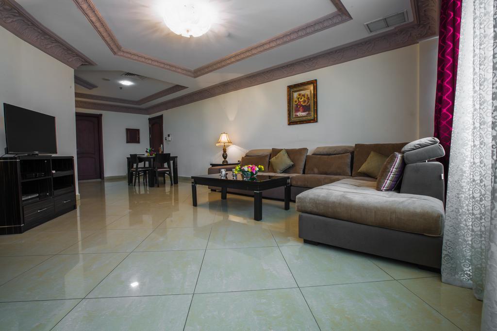 Sara Plaza (Adults Only) Aparthotel Kuwait City Rom bilde
